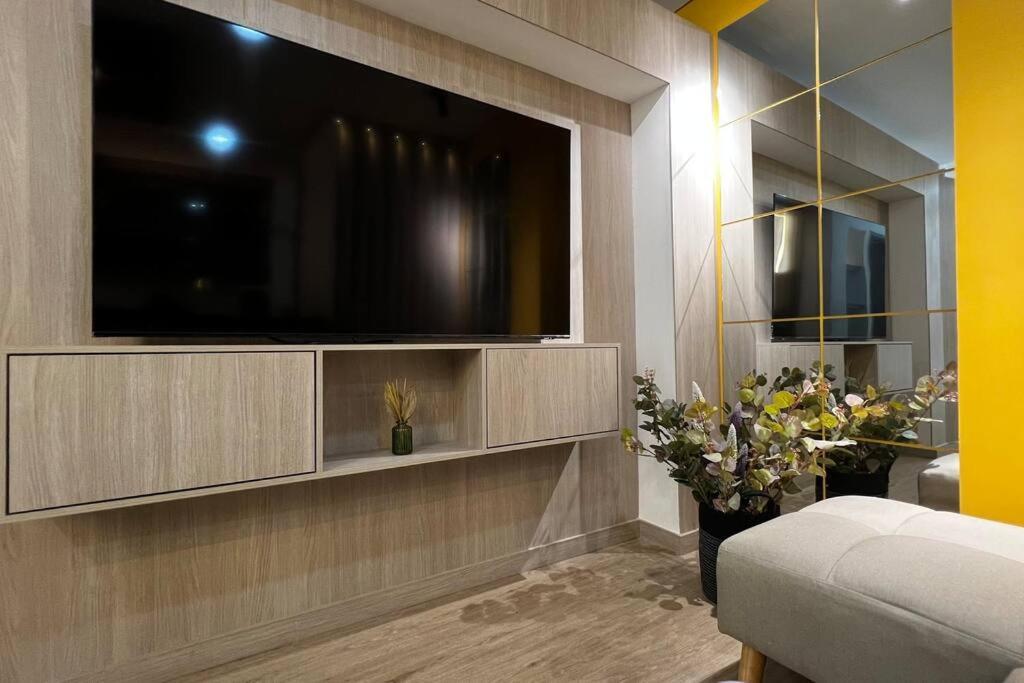 Noah Apartasuite 603 *