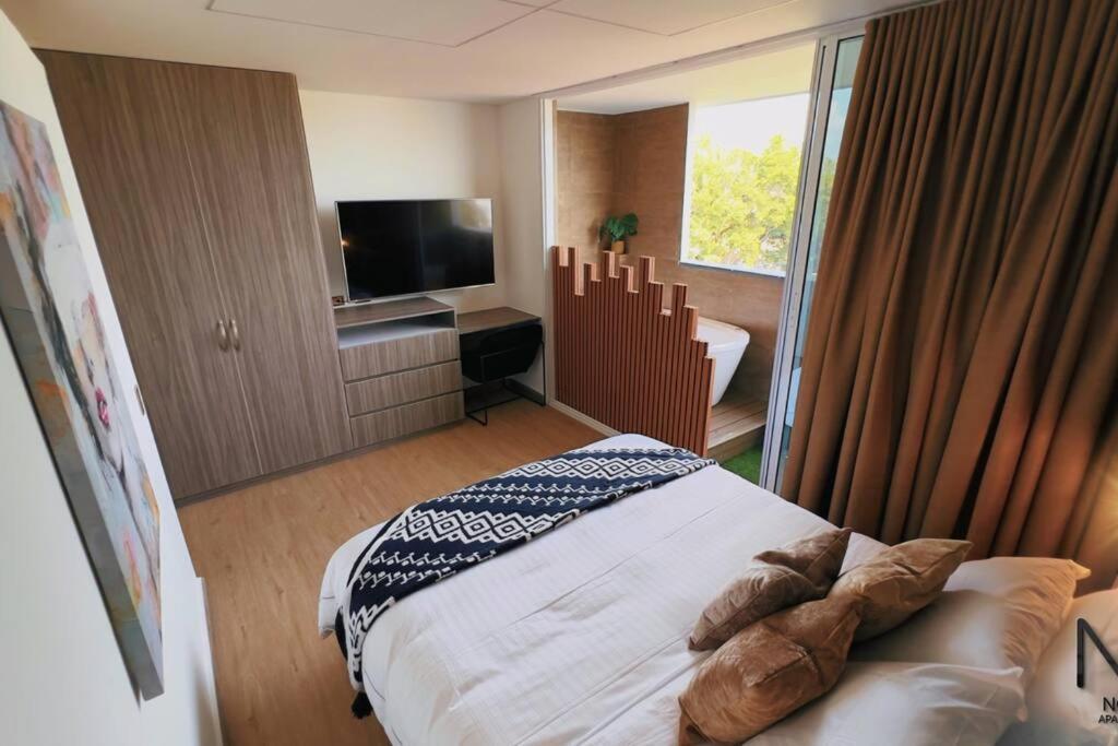 Noah Apartasuite 603 * Cali