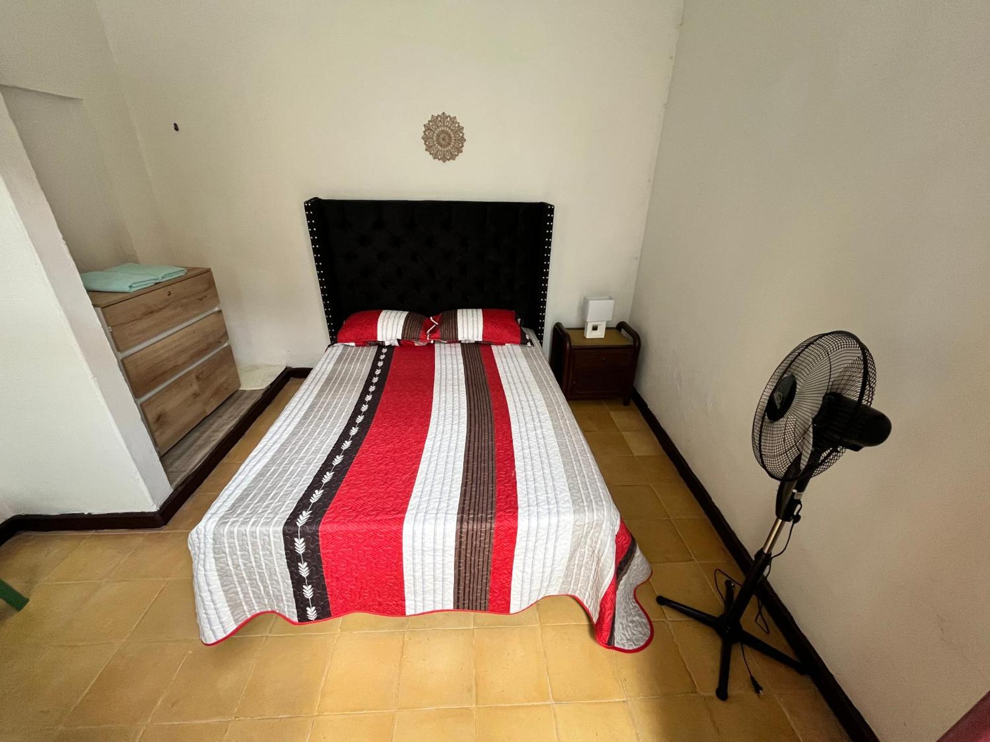 Pensión Casona San Cayetano *