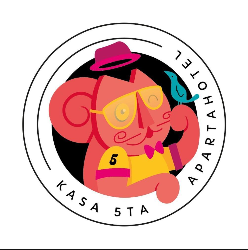 Kasa 5ta Apartahotel *