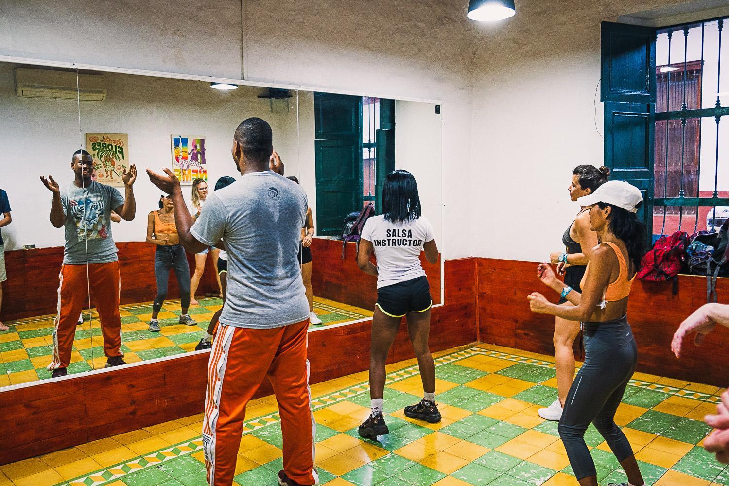 Viajero Cali&salsa School