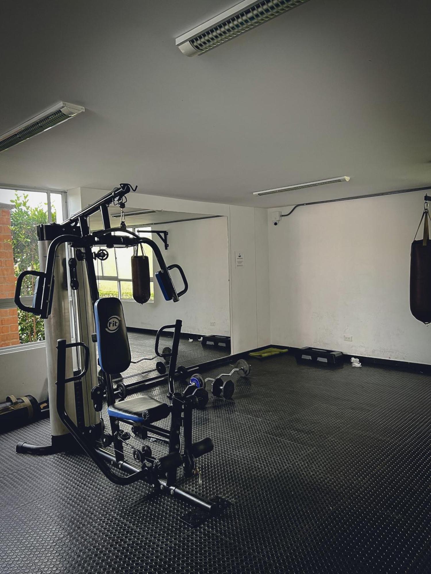 Apartamento Amoblado En Cali. San Rafa *