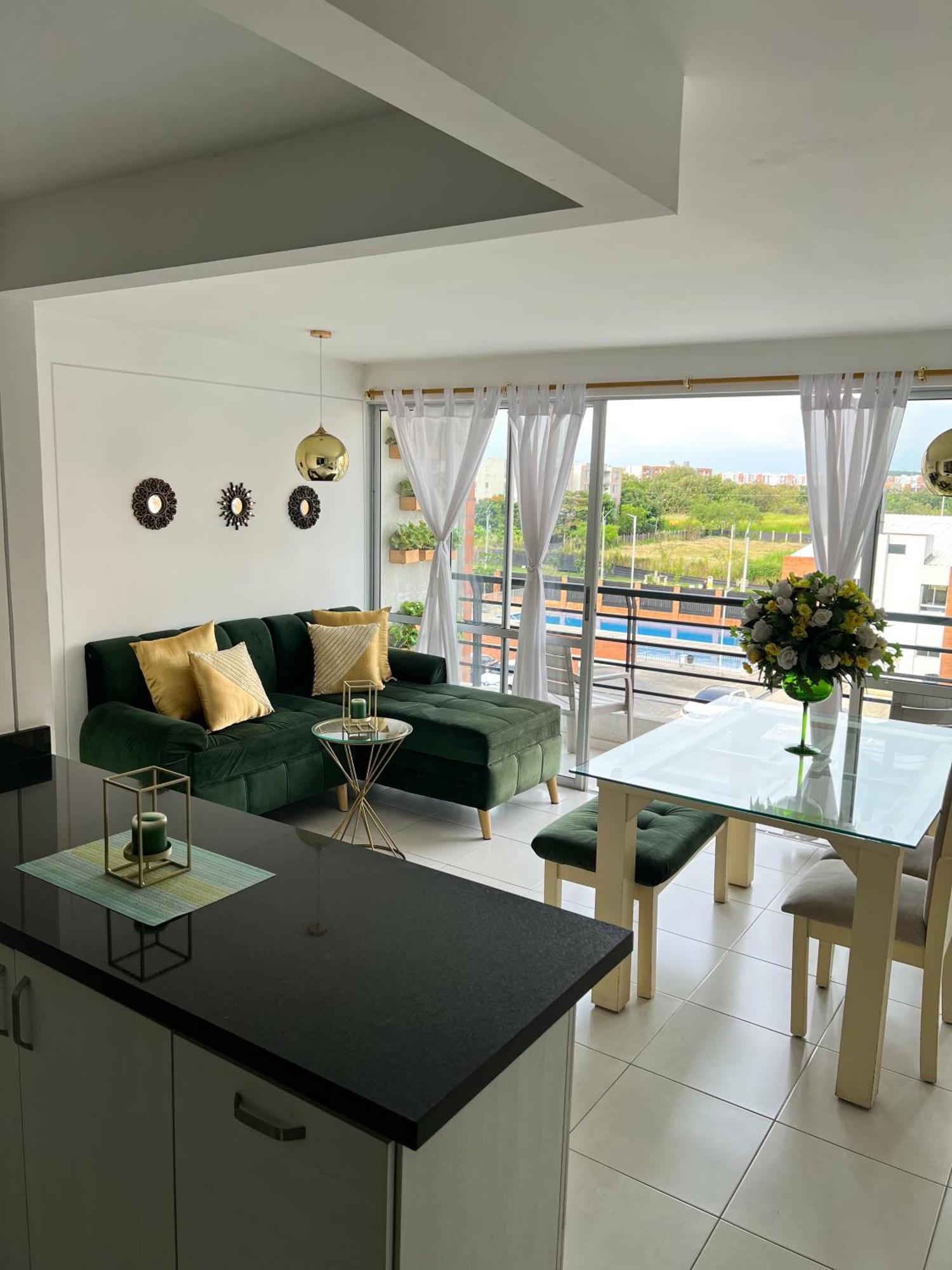 Apartamento Amoblado En Cali. San Rafa