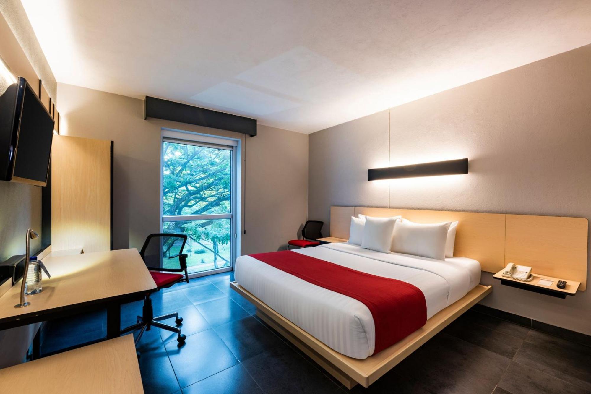 Express By Marriott Colombia Hotel Cali