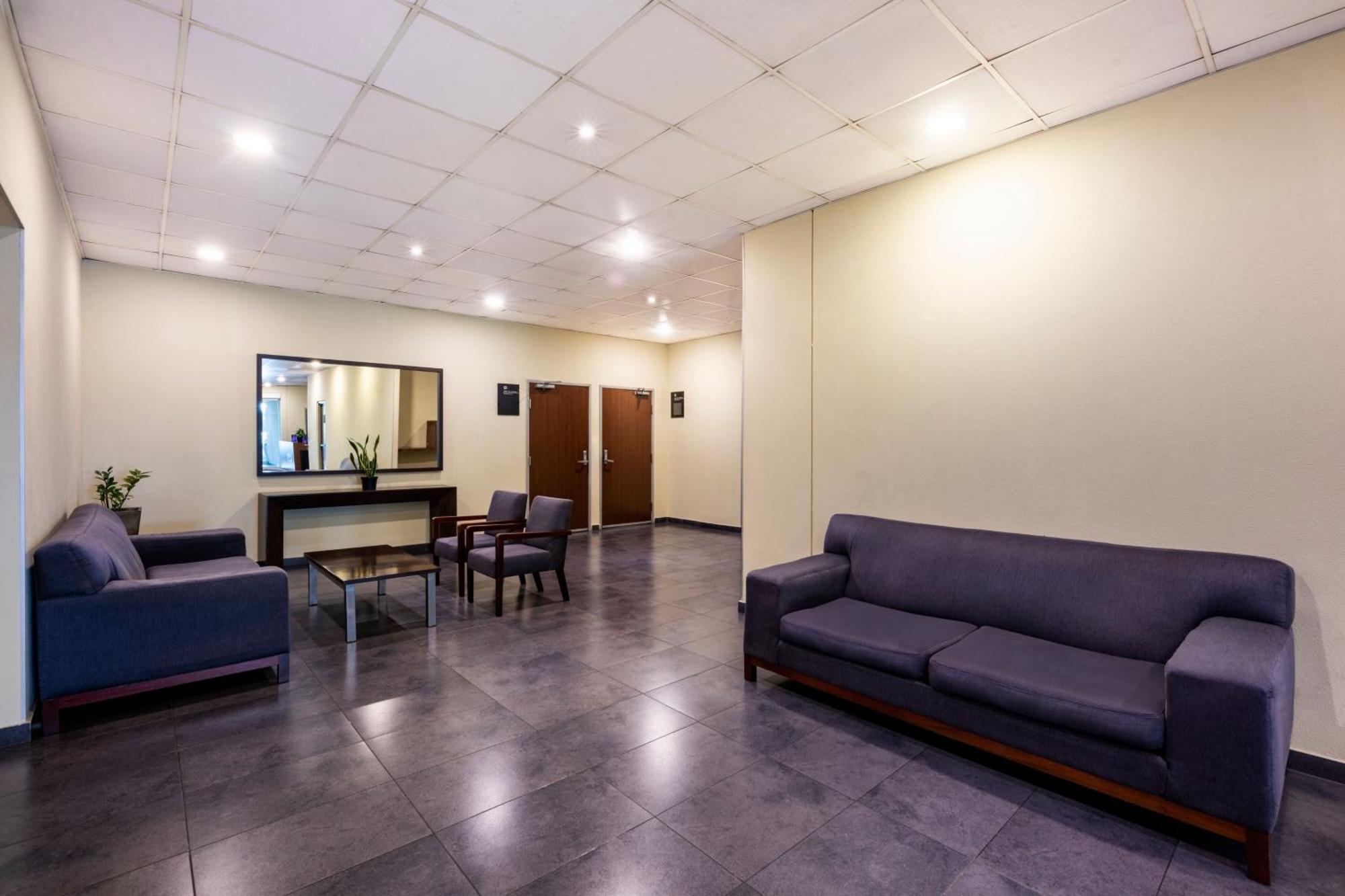 Hotel Express By Marriott Colombia Cali