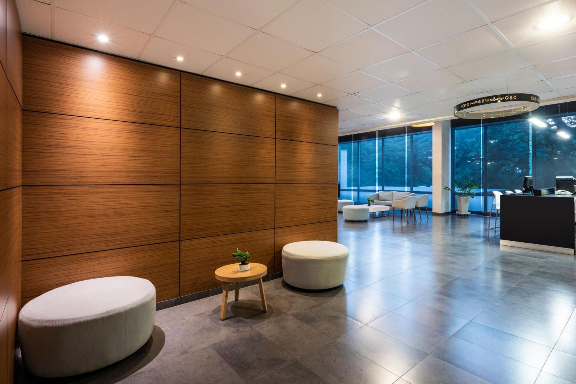 Hotel Express By Marriott Colombia