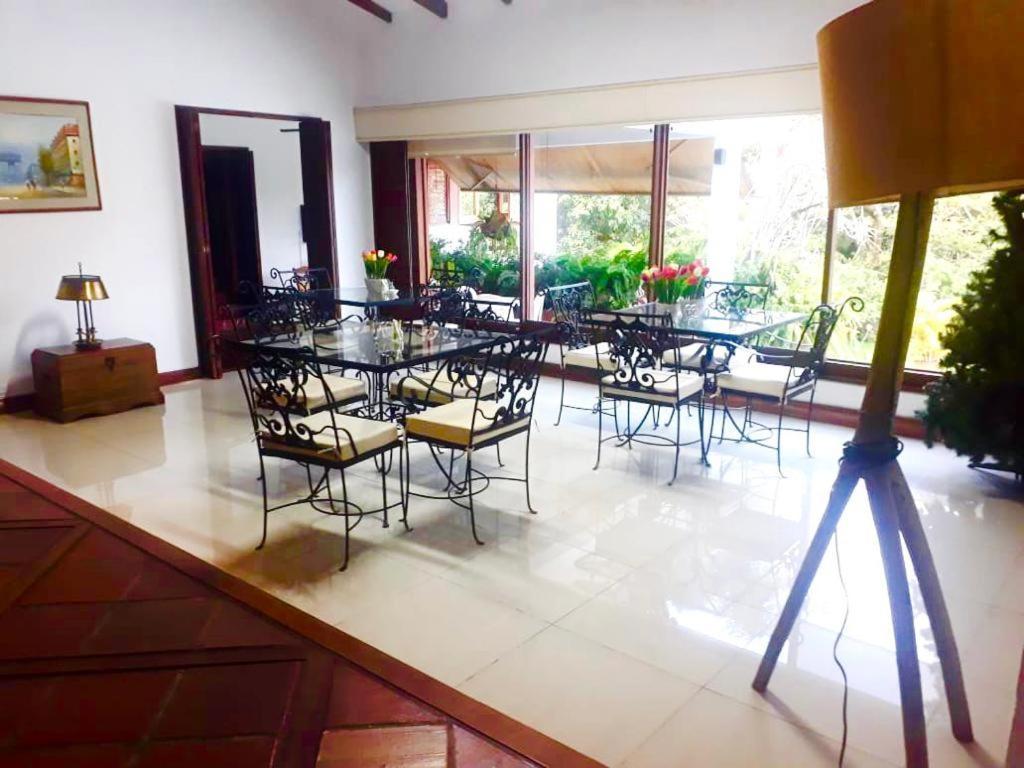 Casa Jardin Del Cali
