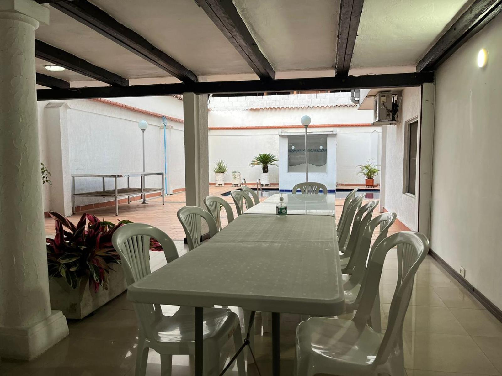Casa Independiente, Ciudad Jardin Cali