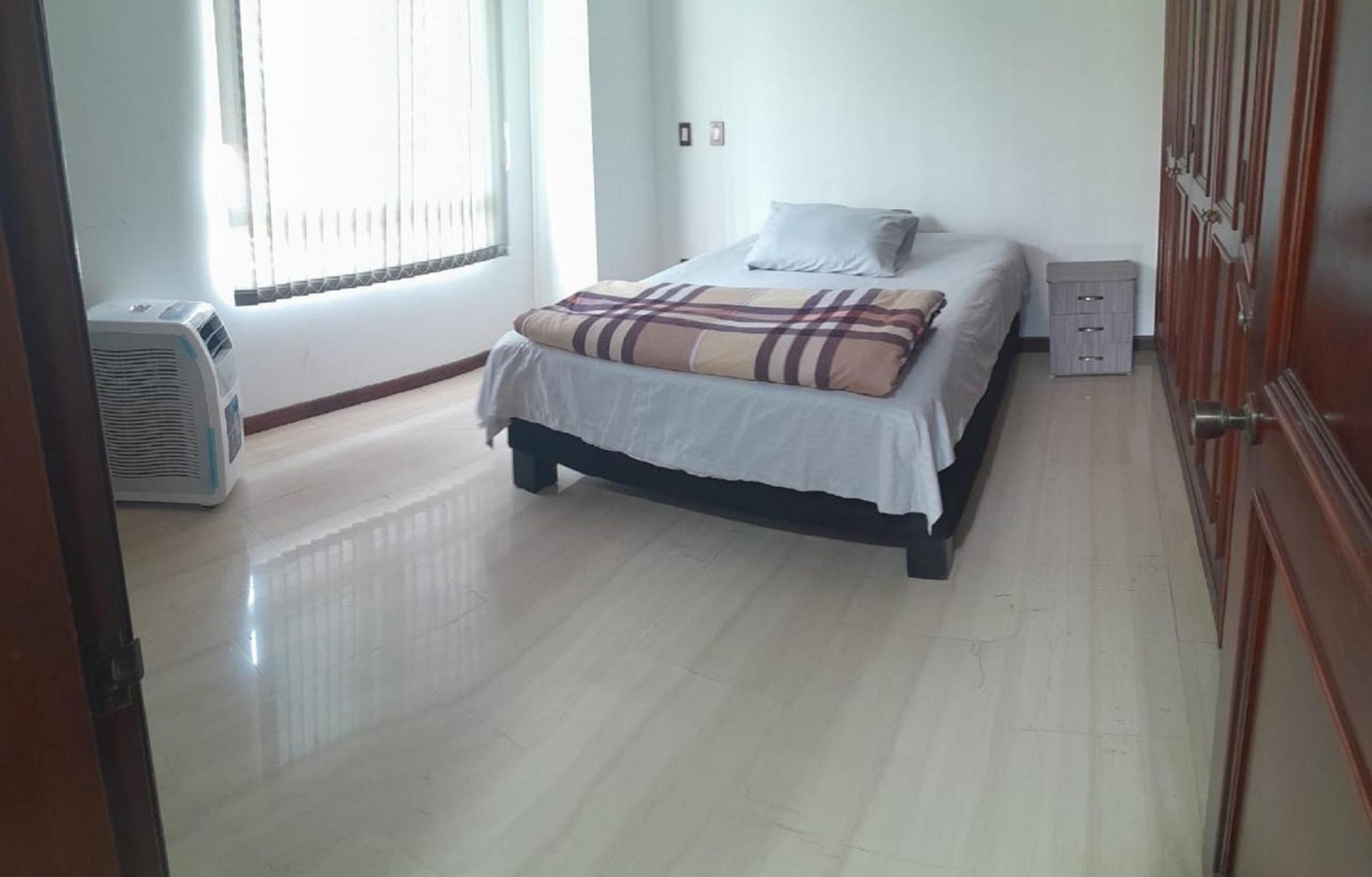 Apartamento Normandia Cerca Al Parque De Los Gatos * Cali