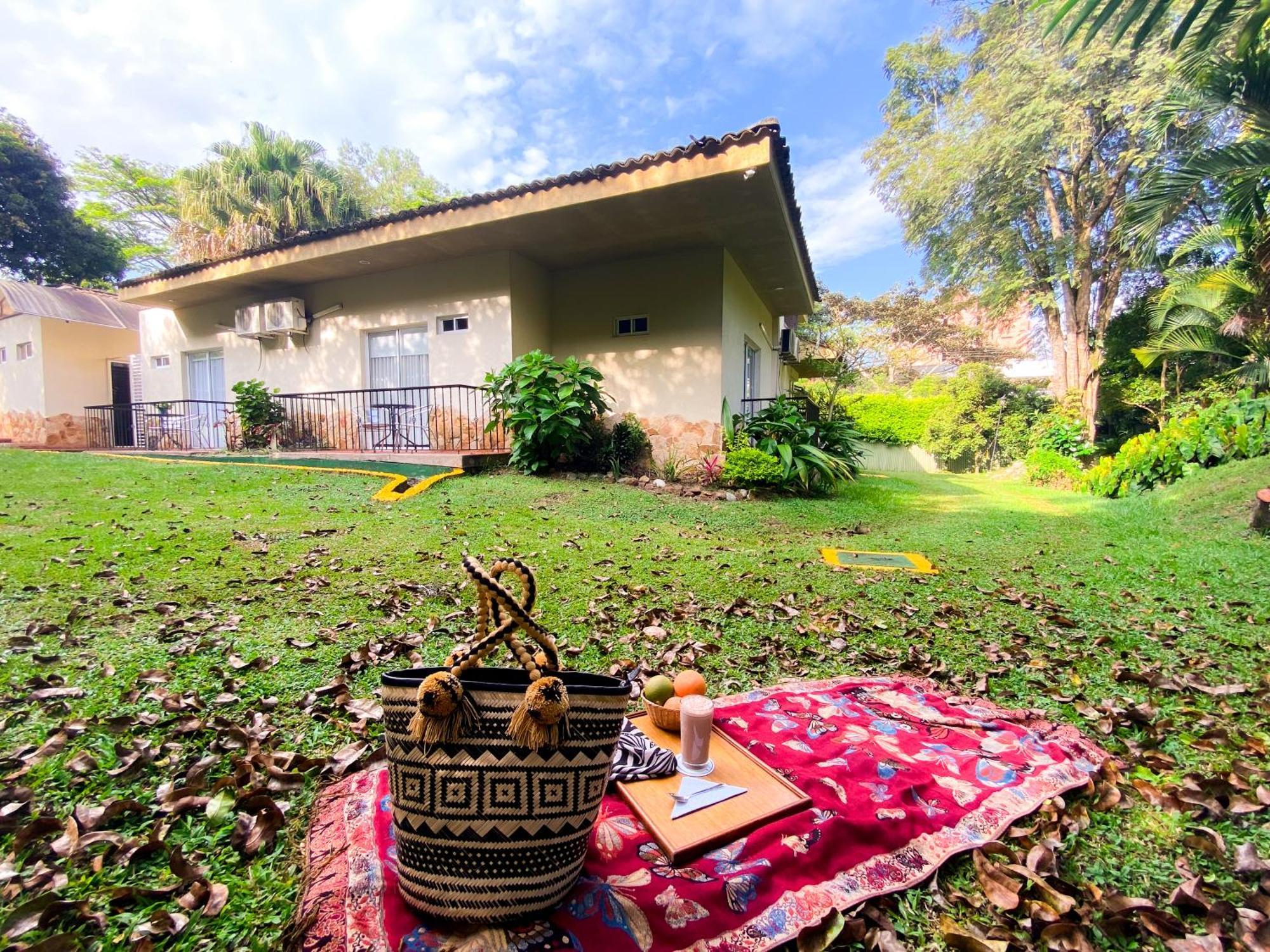 Hotel Campestre Santa Monica Pance 4*