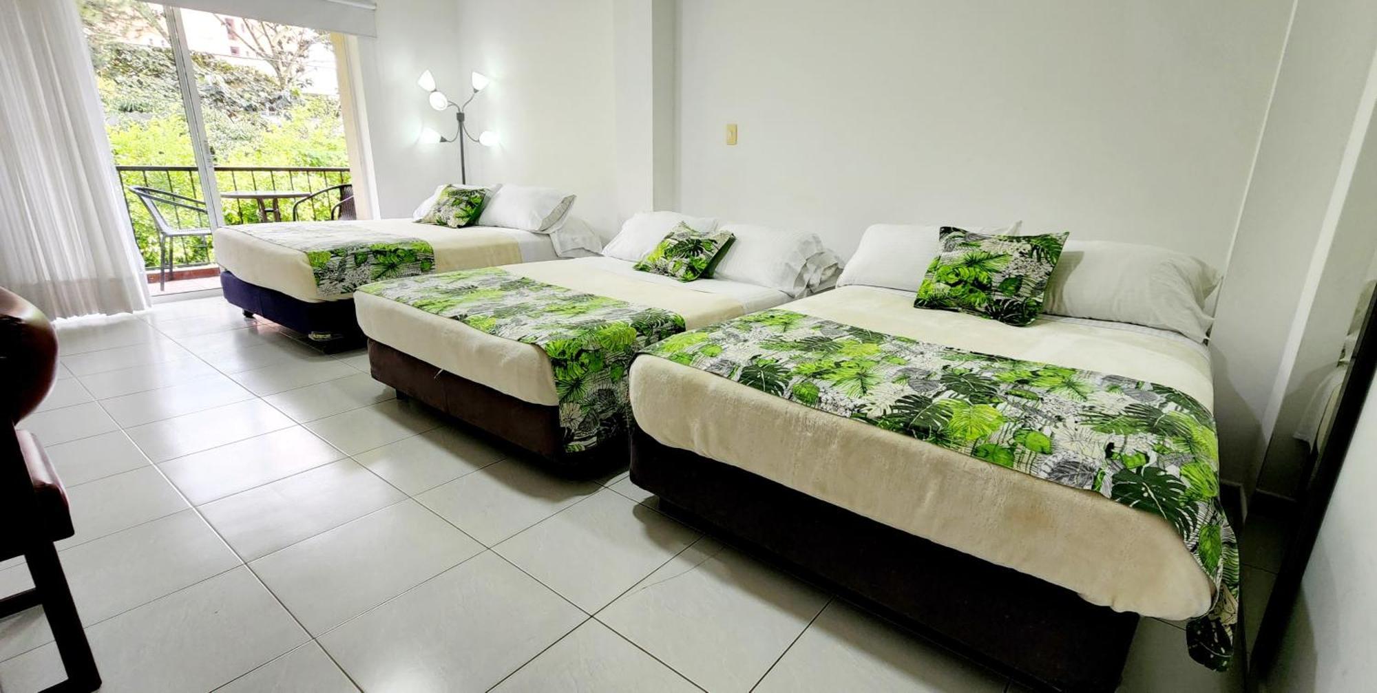 Campestre Santa Monica Pance 4*