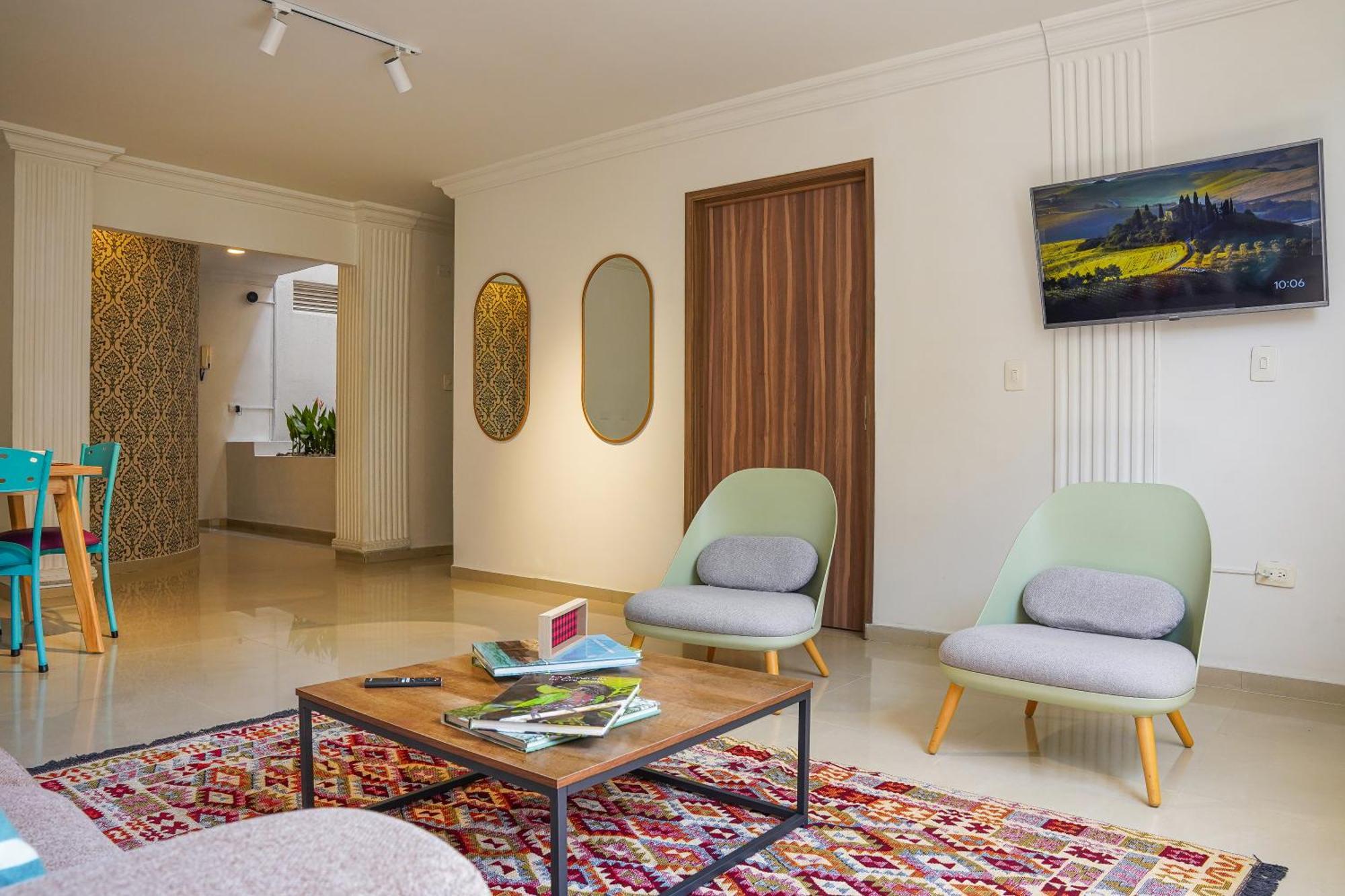 Apto. 4 Personas En Apartamento *