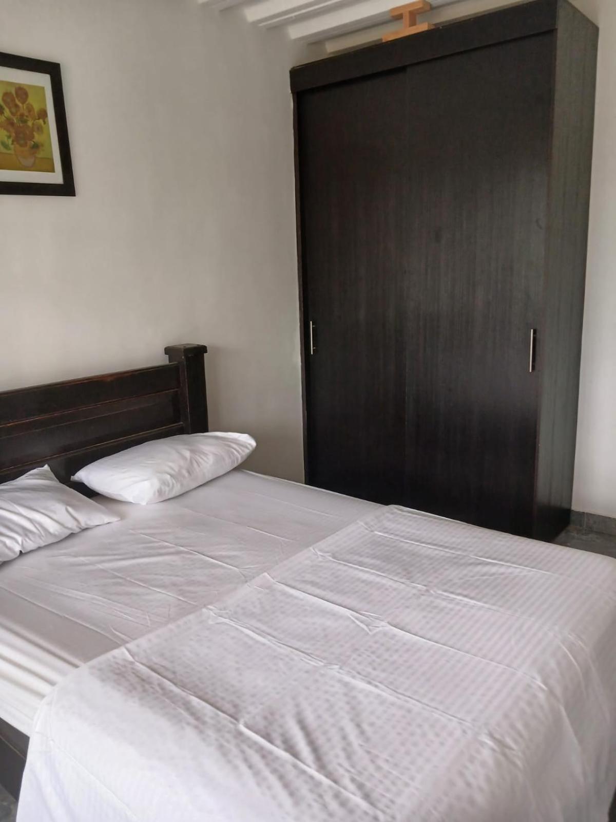 Apto 3 Alcobas, Tercer Piso Norte De Apartamento Cali