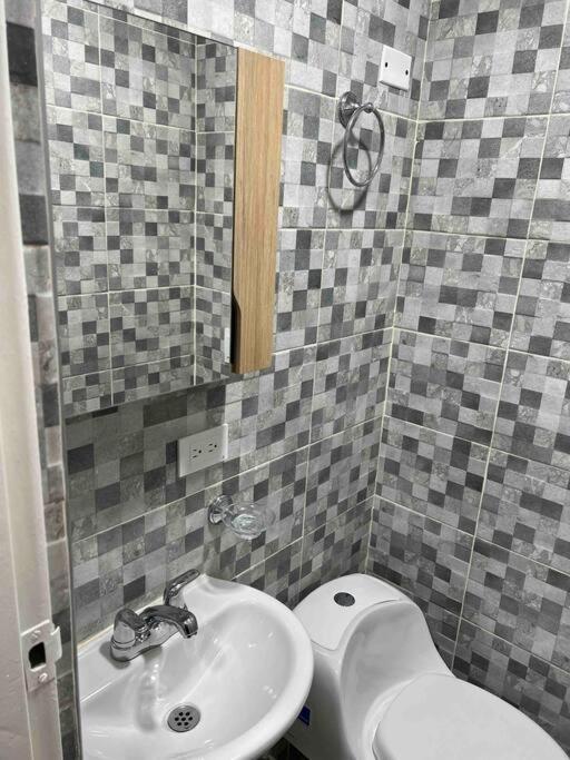 Apartamento Apto De Lujo 101, 2 Hab 3 Banos Cali