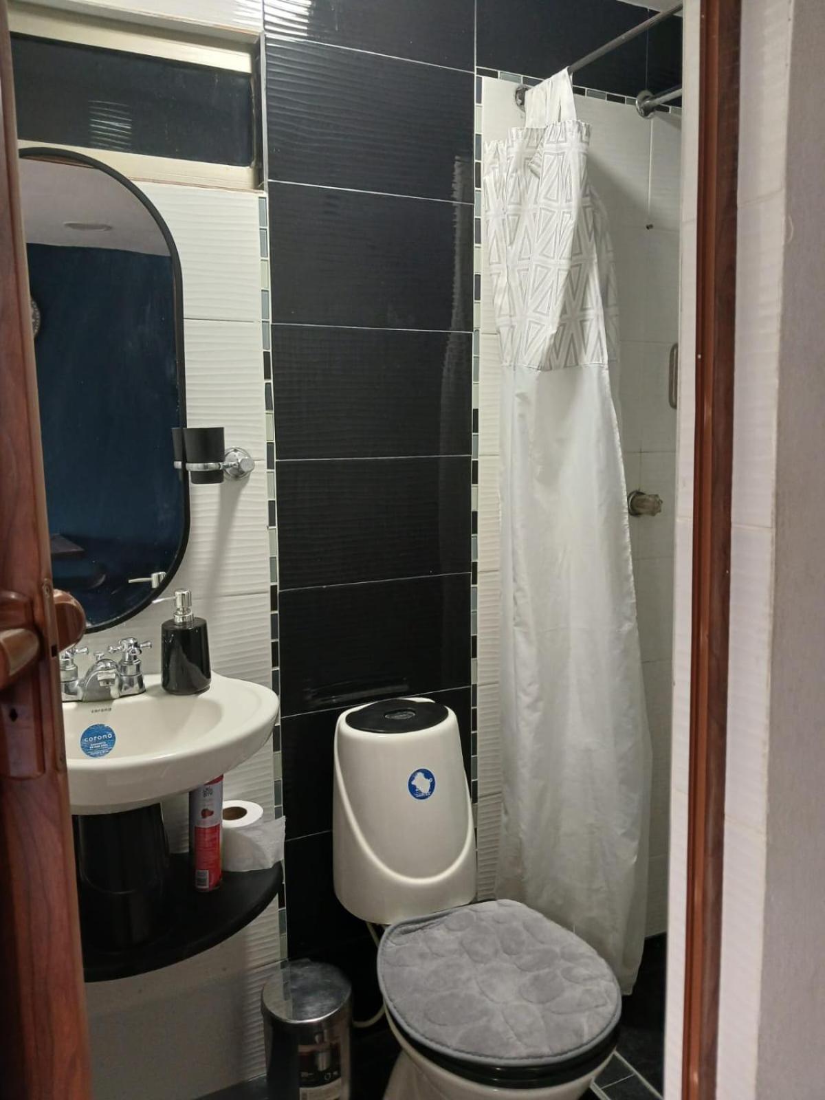 Estudio En 3 Piso - Con Todo Lo Necesario Al Norte De La Cali. Cali