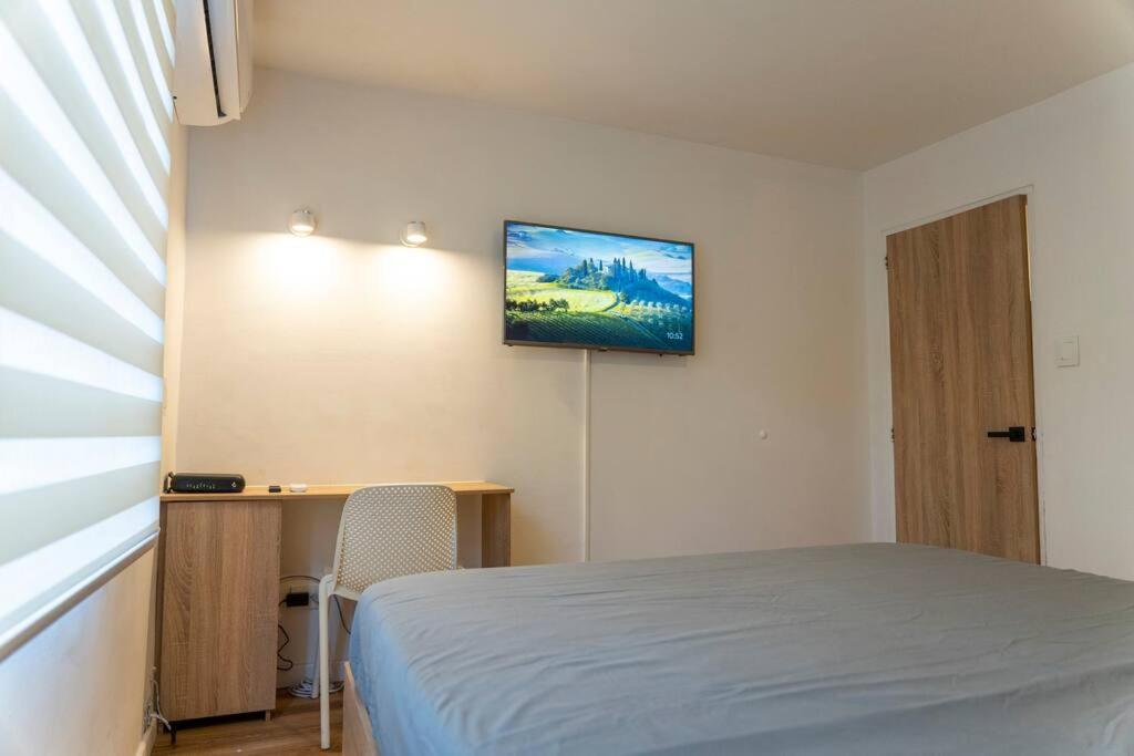 En Zona Rosa De Apartment