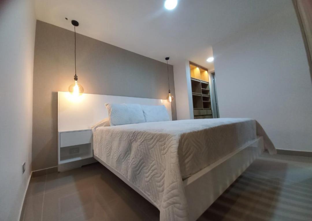 Se Alquila Apartamento Alto Living Cali