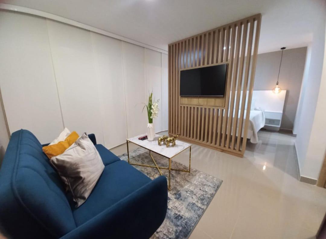 Se Alquila Apartamento Alto Living * Cali