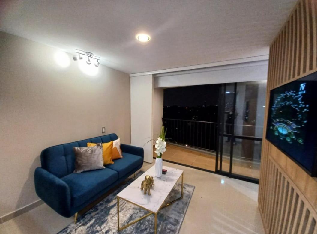 Se Alquila Apartamento Alto Living * Cali