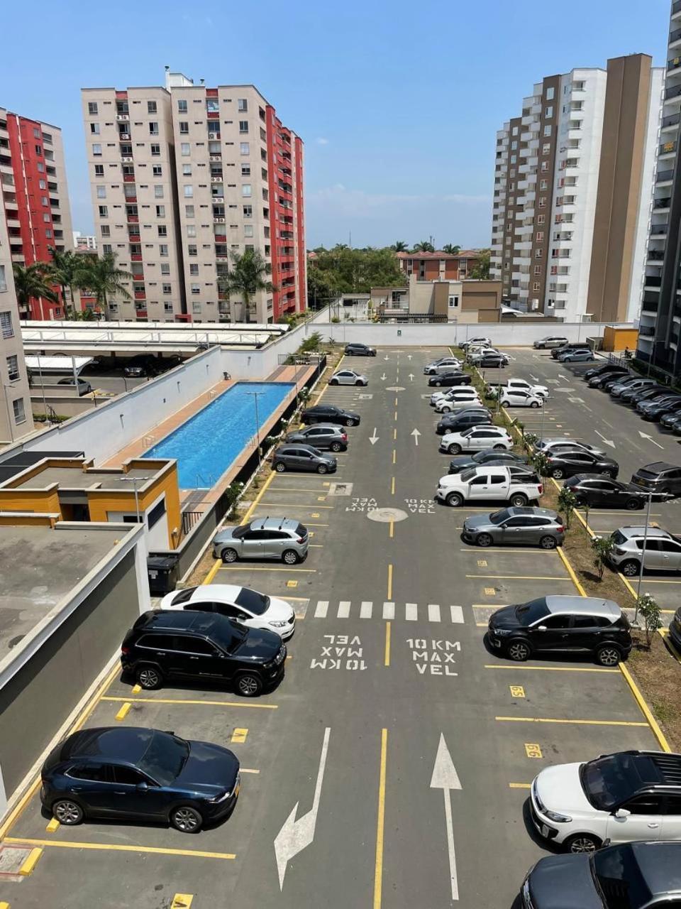 Se Alquila Apartamento Alto Living