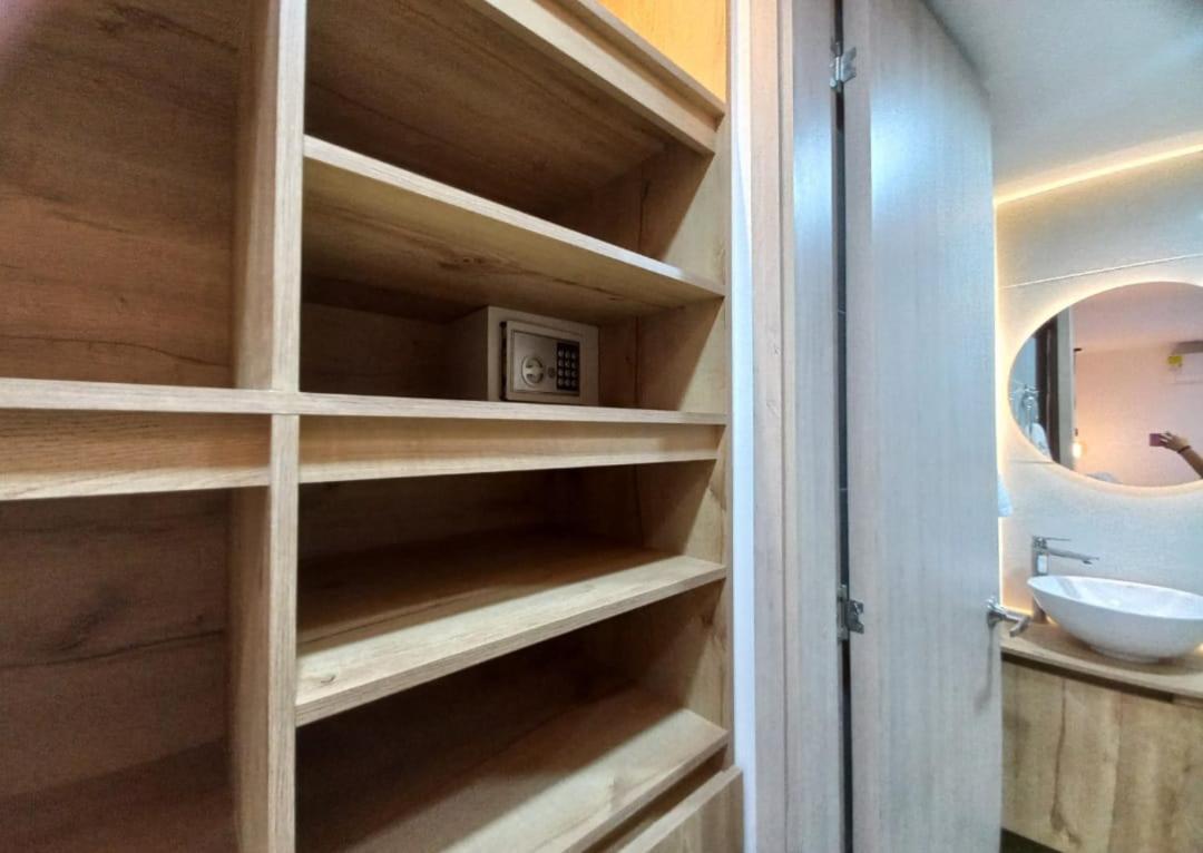 Se Alquila Apartamento Alto Living * Cali