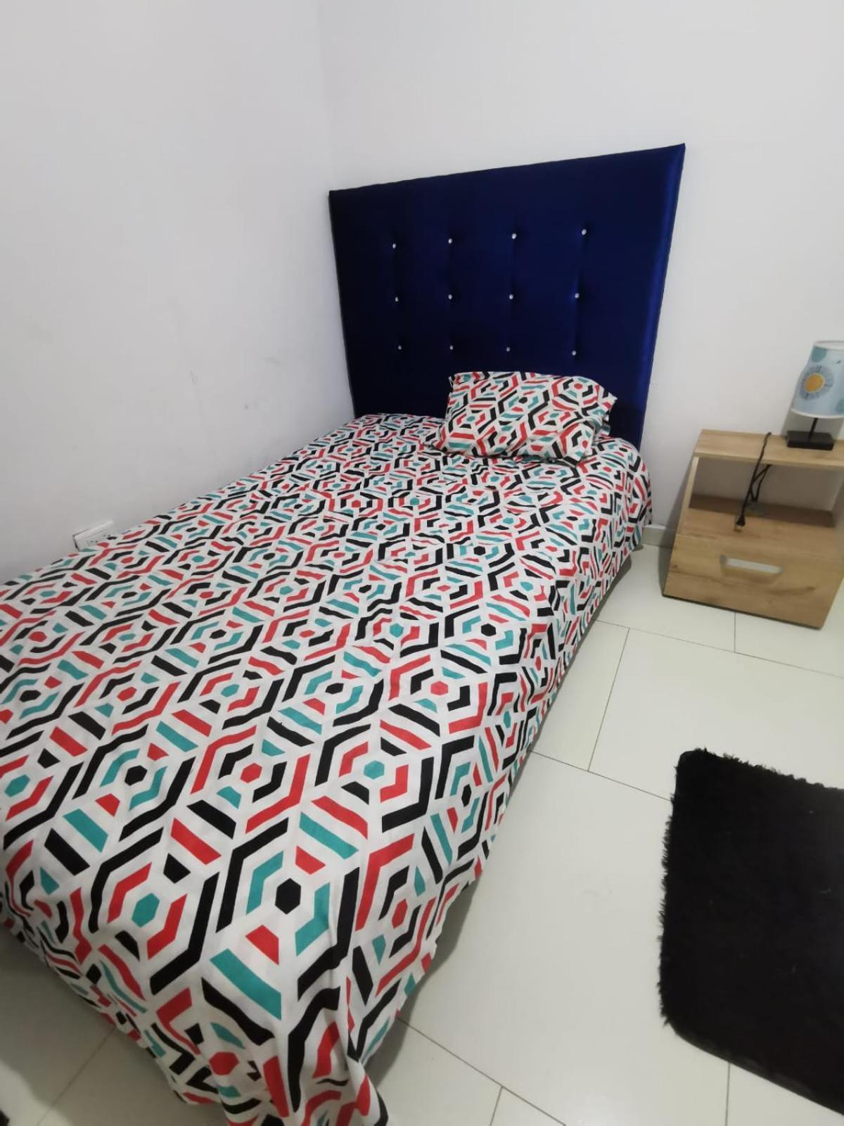 Individual Confort - Bano Privado Cali