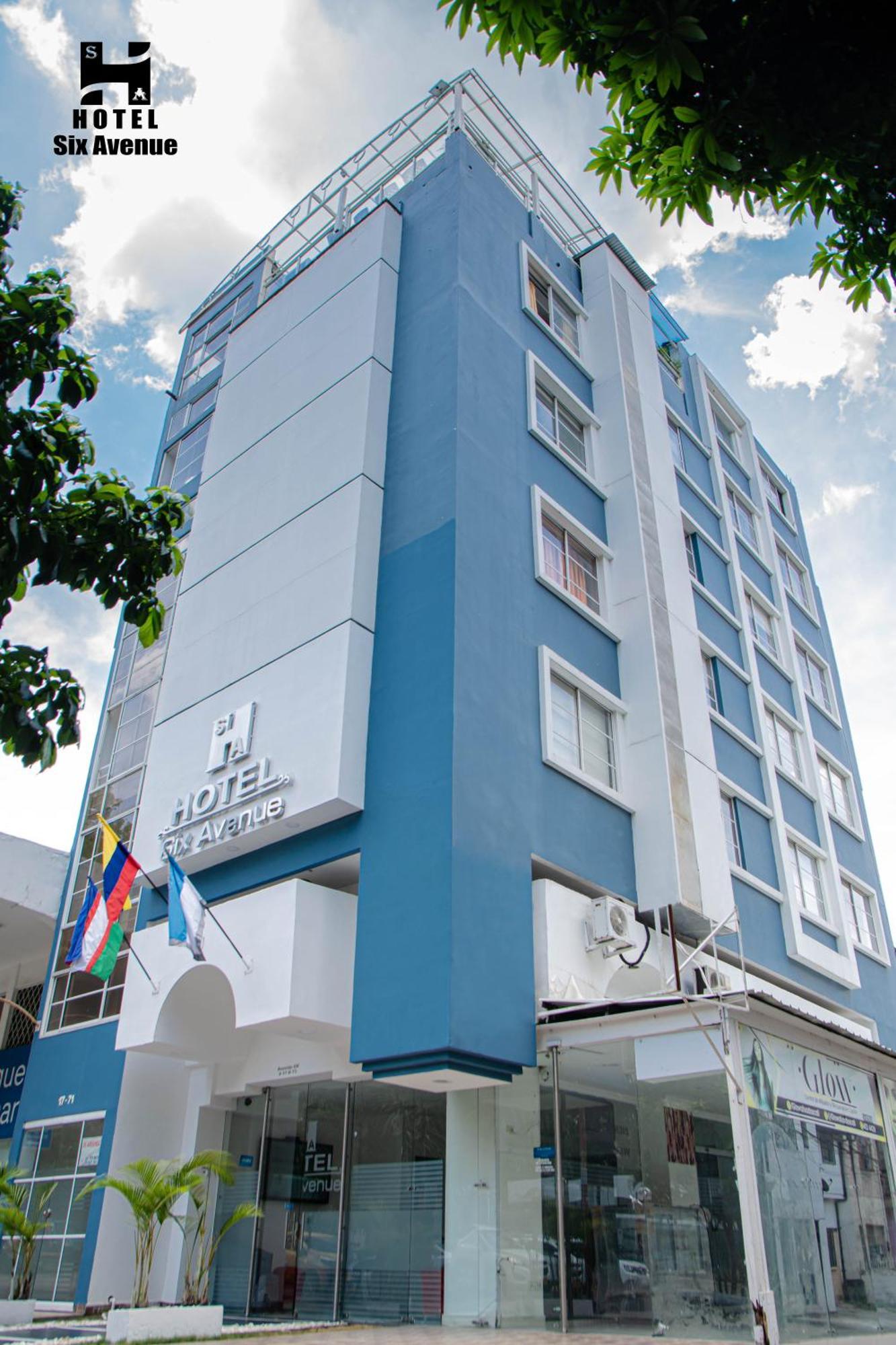 Hotel Six Avenue 4*