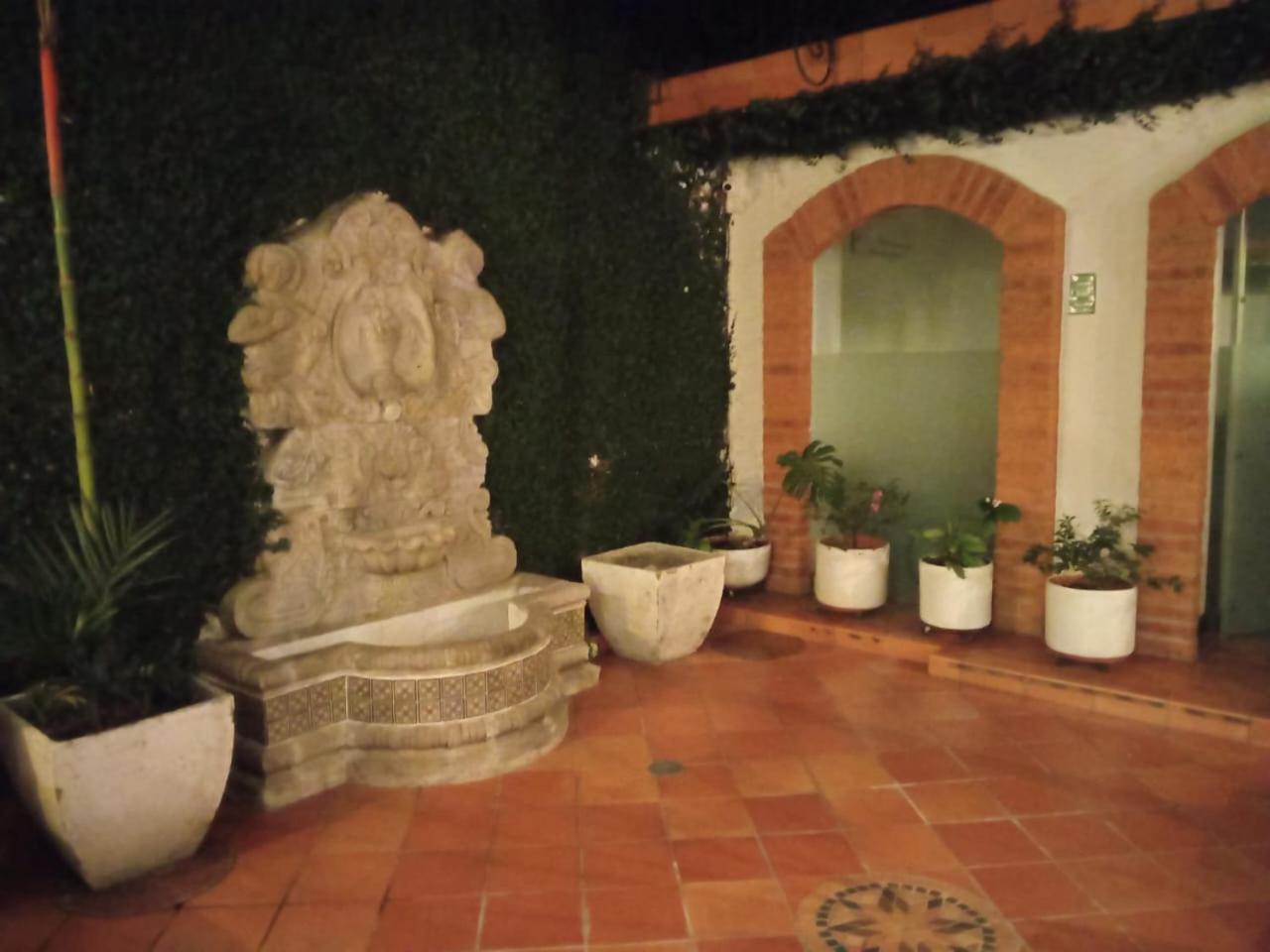 Casa Carambolo * Cali