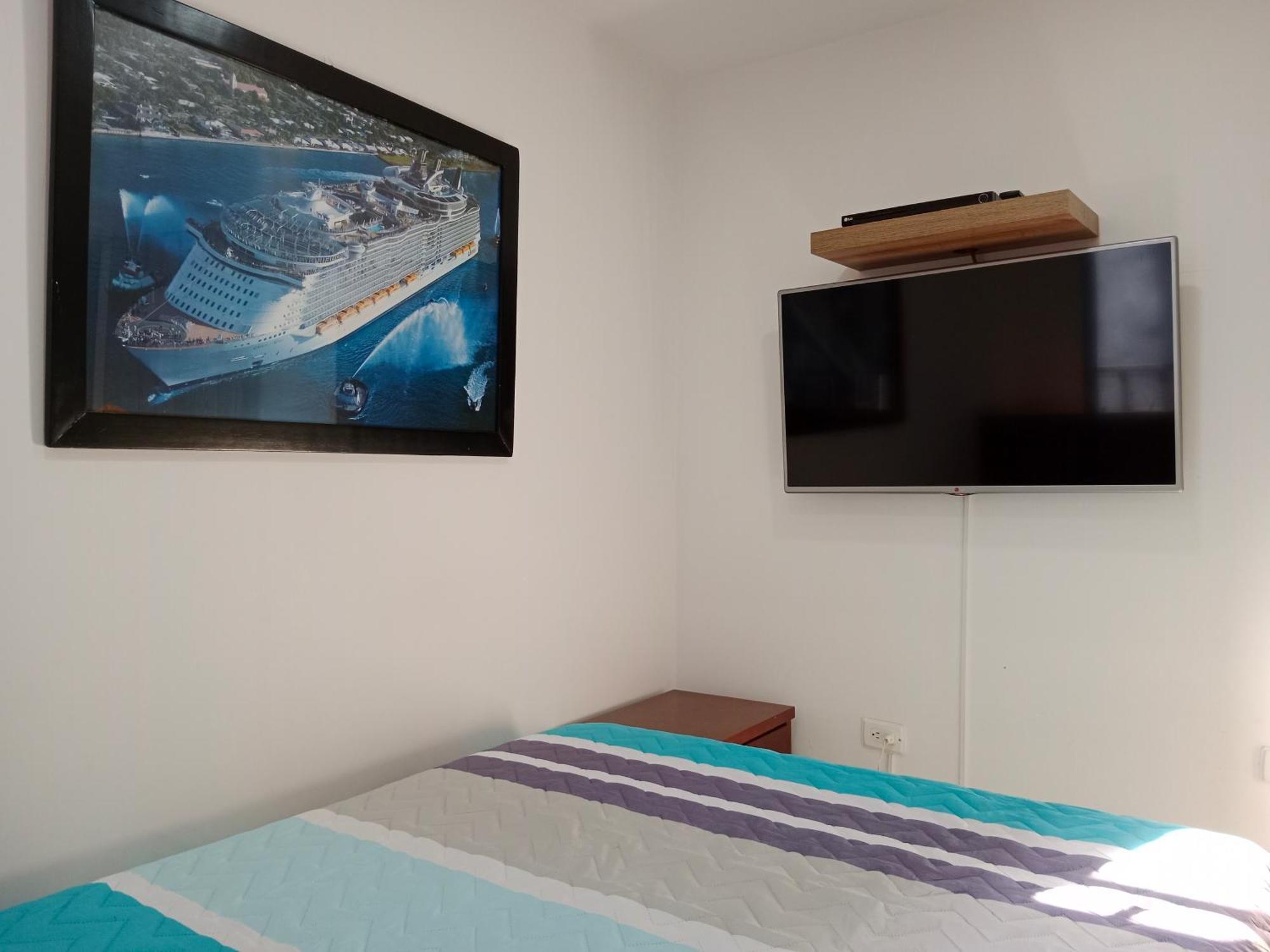 Apartamento 501-duplex Parking Private Gran Vista A 8 Min Del Norte Y Centro Cali