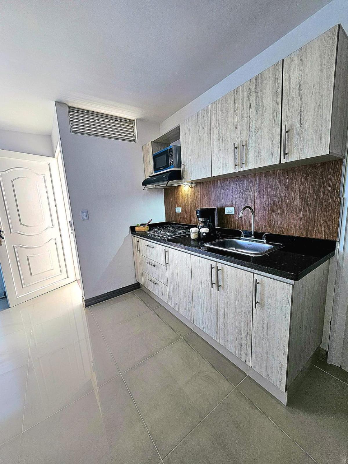 Apartamento Edificio Brisas De Alamos