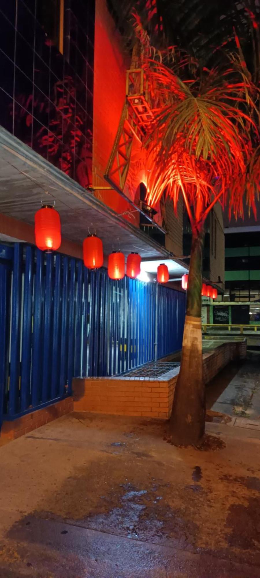 Noches De París Hotel