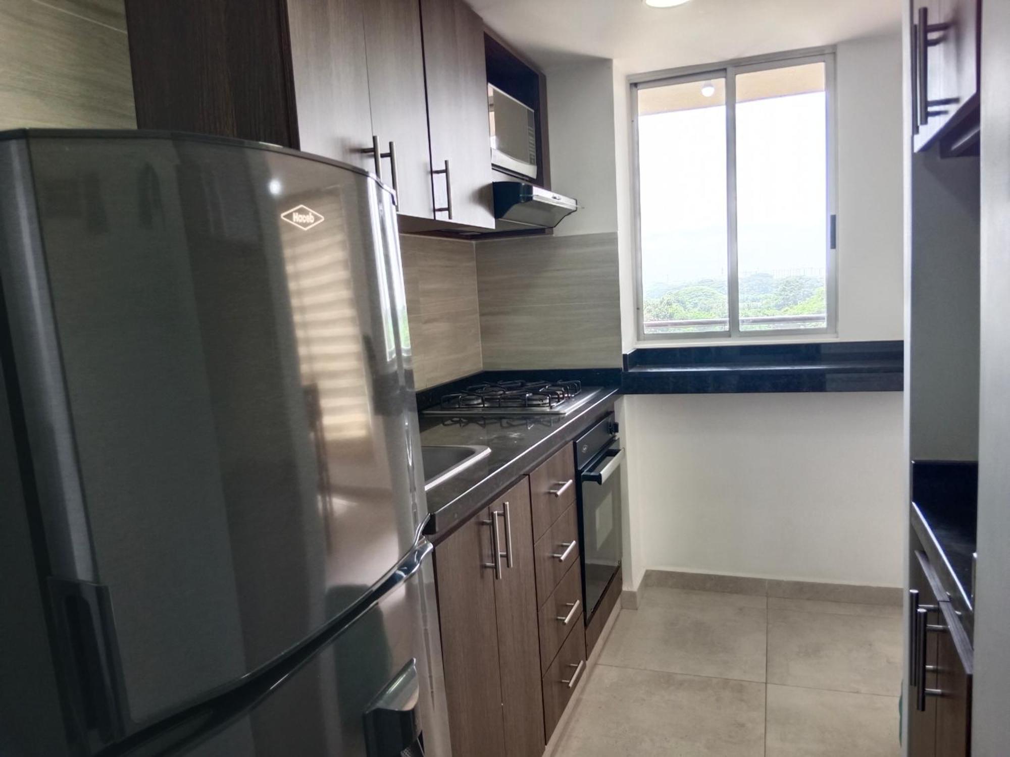 Apartamento 805-3 Depa Al Sur Elevador Parqueo Aa Balcon Pool *