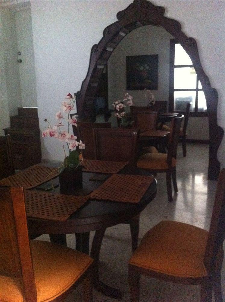 Karlo Hotel