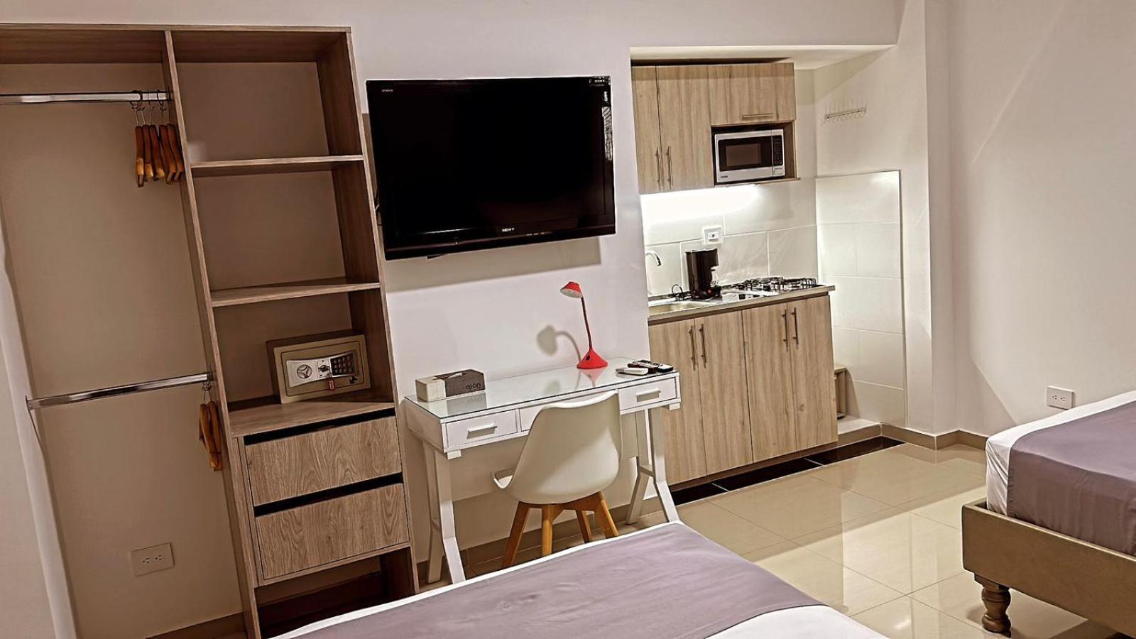 Apartahotel On Apartasuites 4*