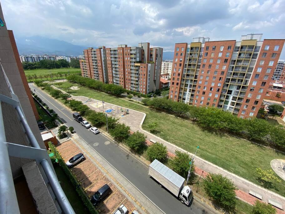 Hermoso Y Tranquilo Apto Piso 10 Sur Con 2 Aires Acondicionados Cali