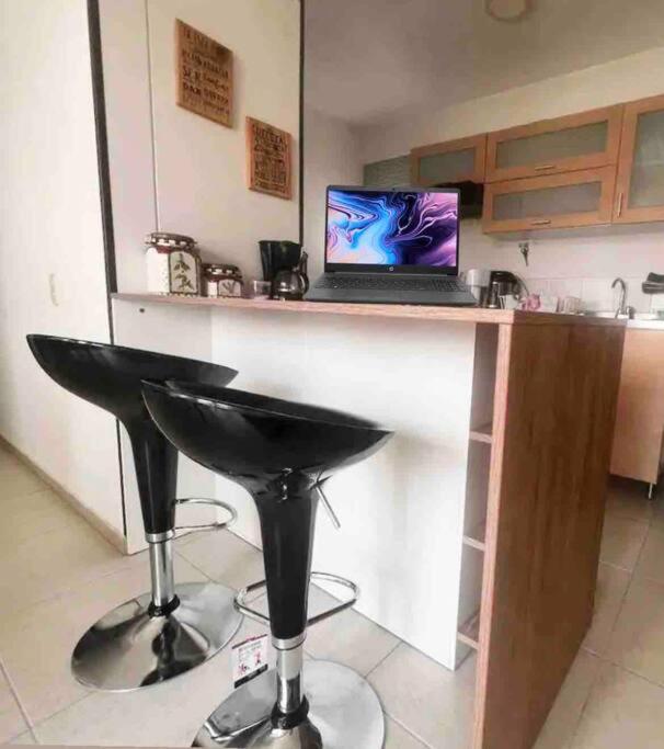 Hermoso Y Tranquilo Apto Piso 10 Sur Con 2 Aires Acondicionados Cali