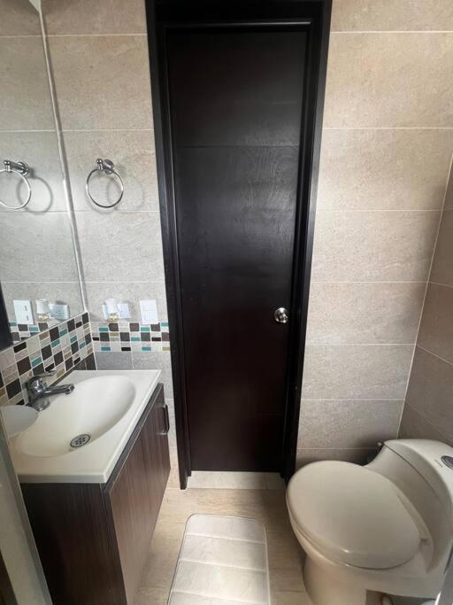 Hermoso Y Tranquilo Apto Piso 10 Sur Con 2 Aires Acondicionados Apartment *