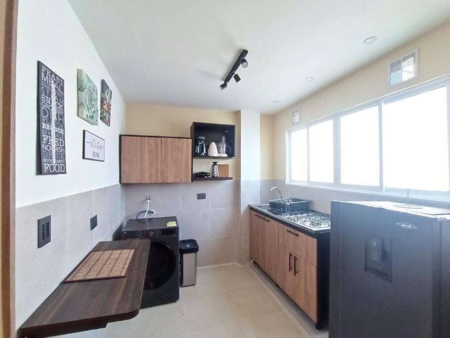 Moderno Aptartamento, Terraza Con Jacuzzi Privado Cali