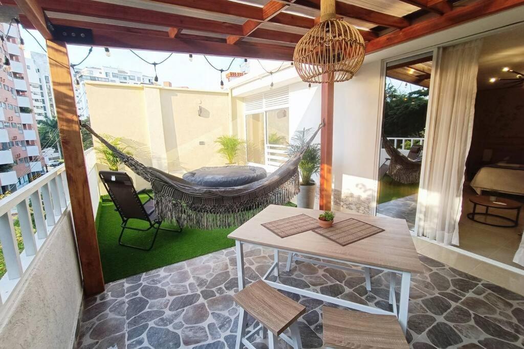 Moderno Aptartamento, Terraza Con Jacuzzi Privado Apartamento Cali