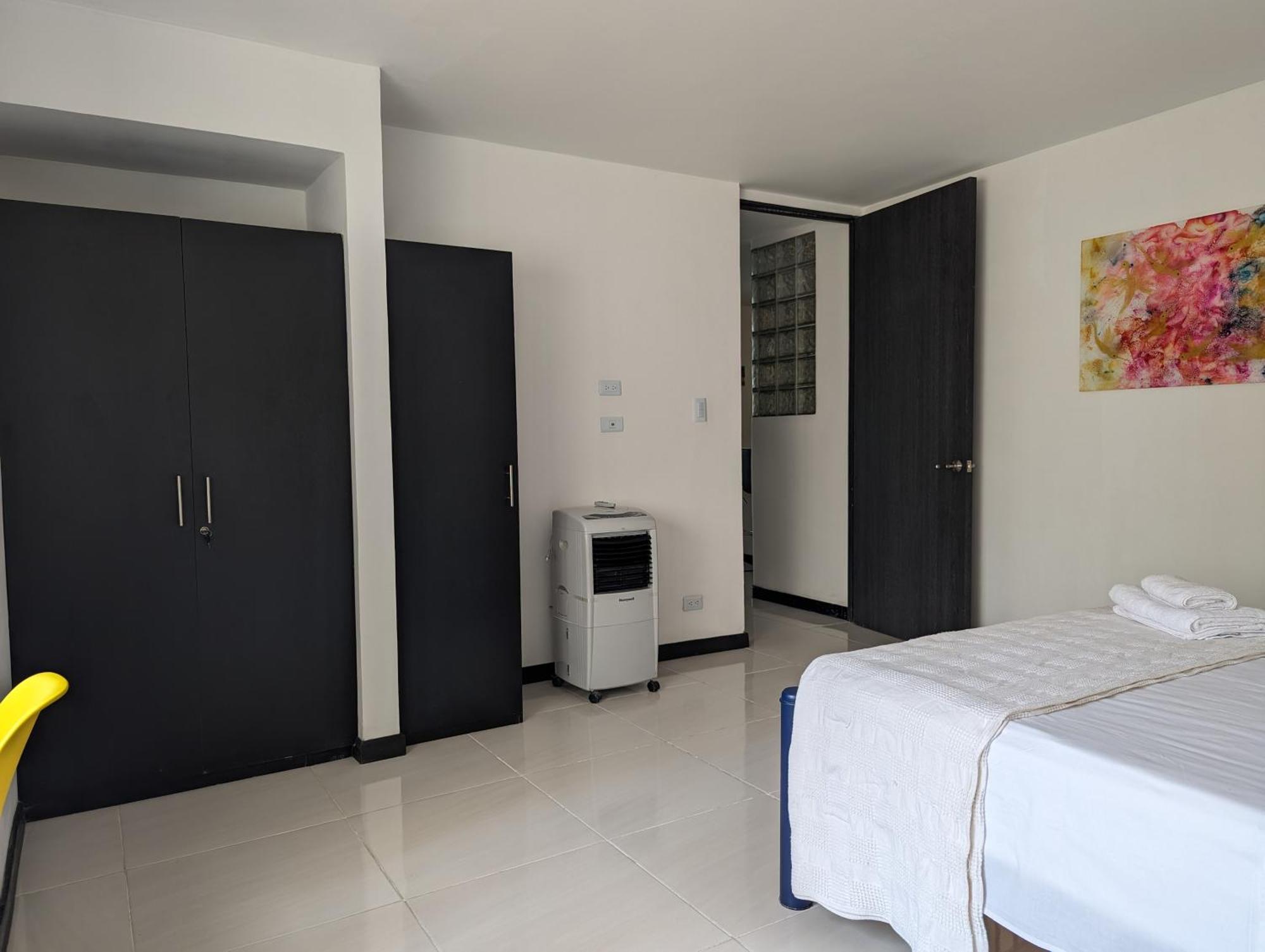 Apartamento Juanambu Acogedor Con Parqueo Gratis