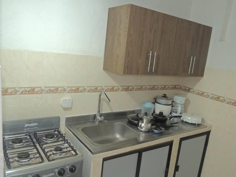 Hermoso Primer Piso Barrio Panamericano * Cali