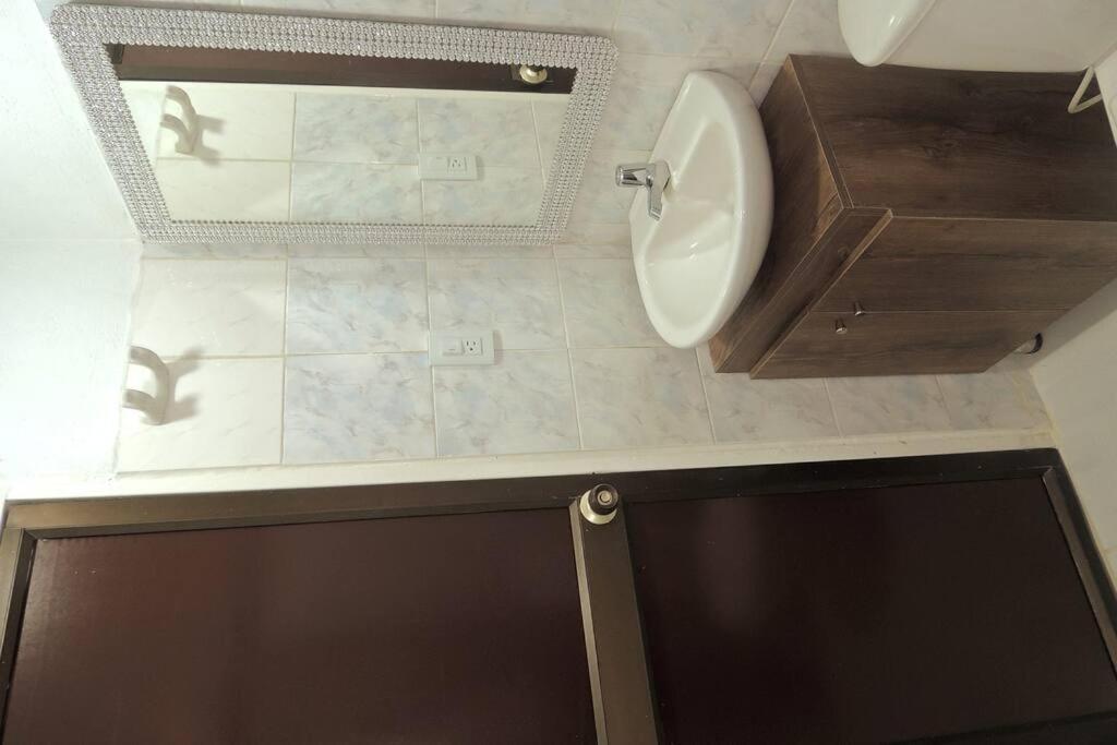 Apartamento Hermoso Primer Piso Barrio Panamericano Cali