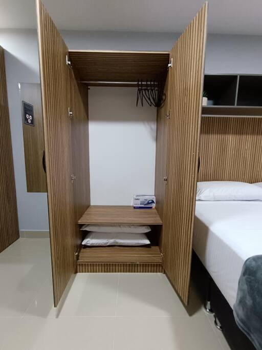 Apartamento Maravilloso! Cerca A La Pista De Patinaje Apto 201 *