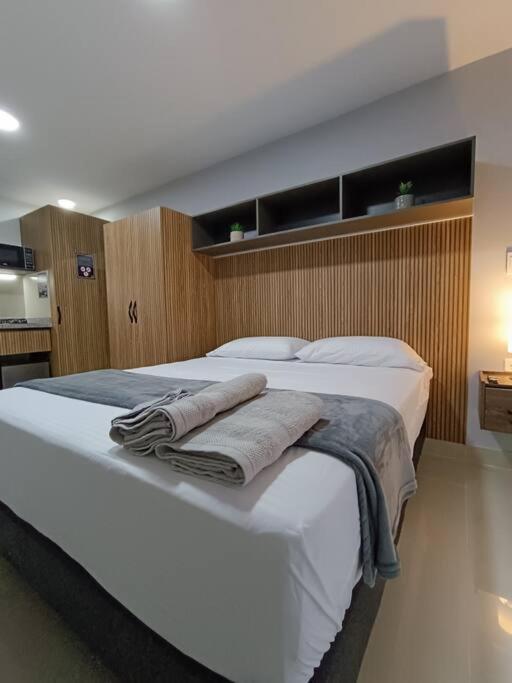 Apartamento Maravilloso! Cerca A La Pista De Patinaje Apto 201 Cali