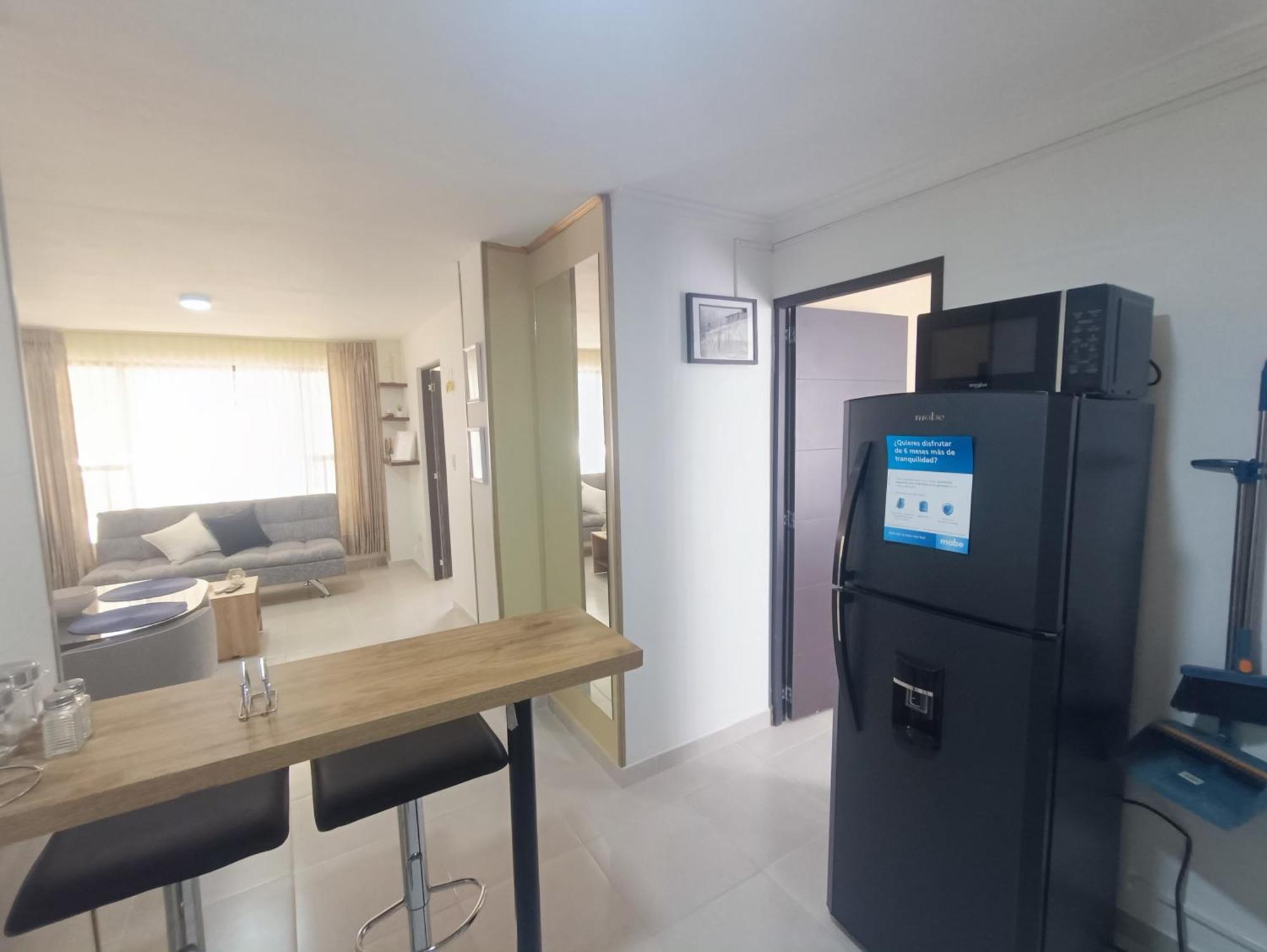 Moderno Aptartamento, Terraza Con Jacuzzi Privado * Cali
