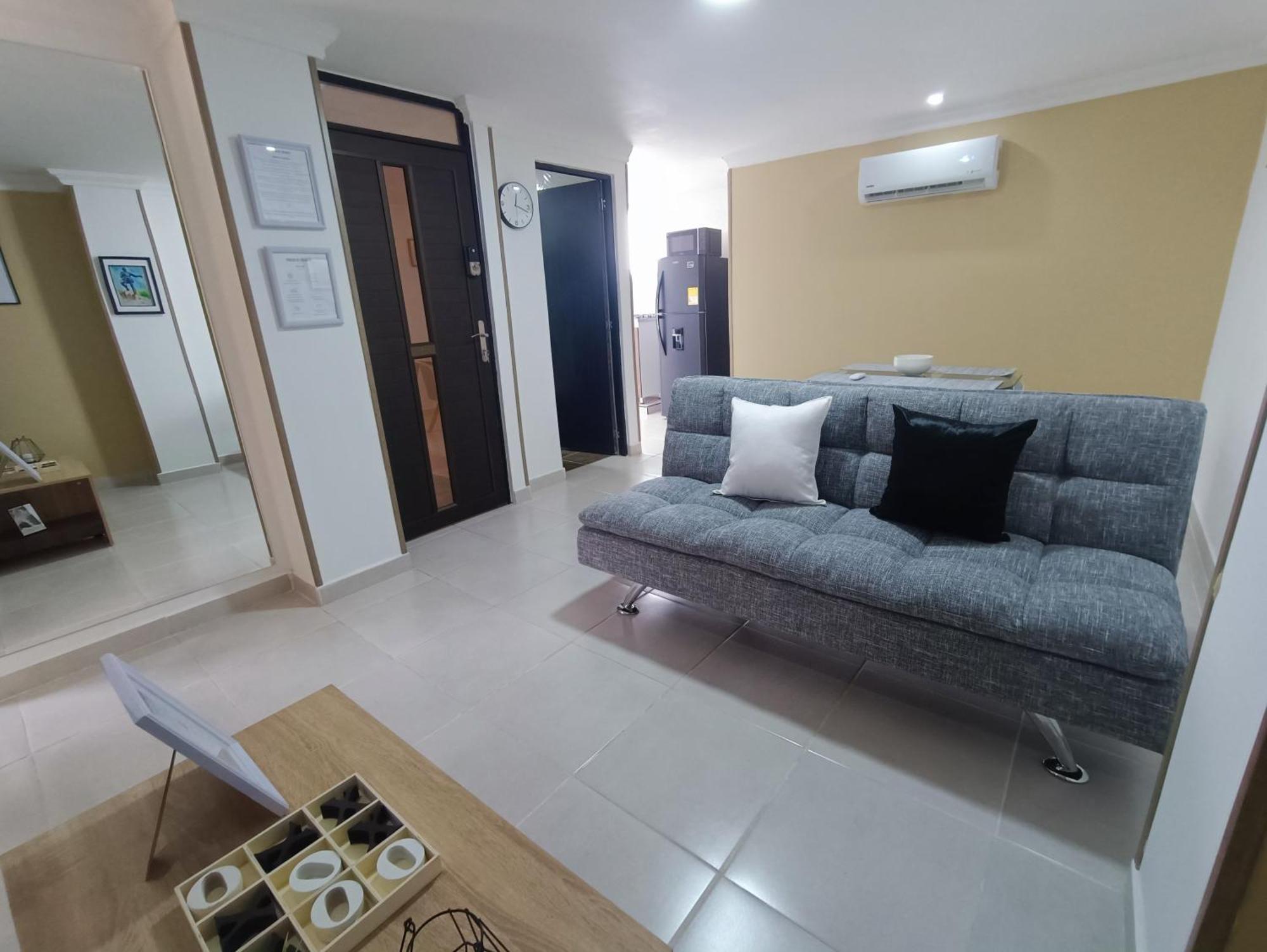 Moderno Aptartamento, Terraza Con Jacuzzi Privado * Cali