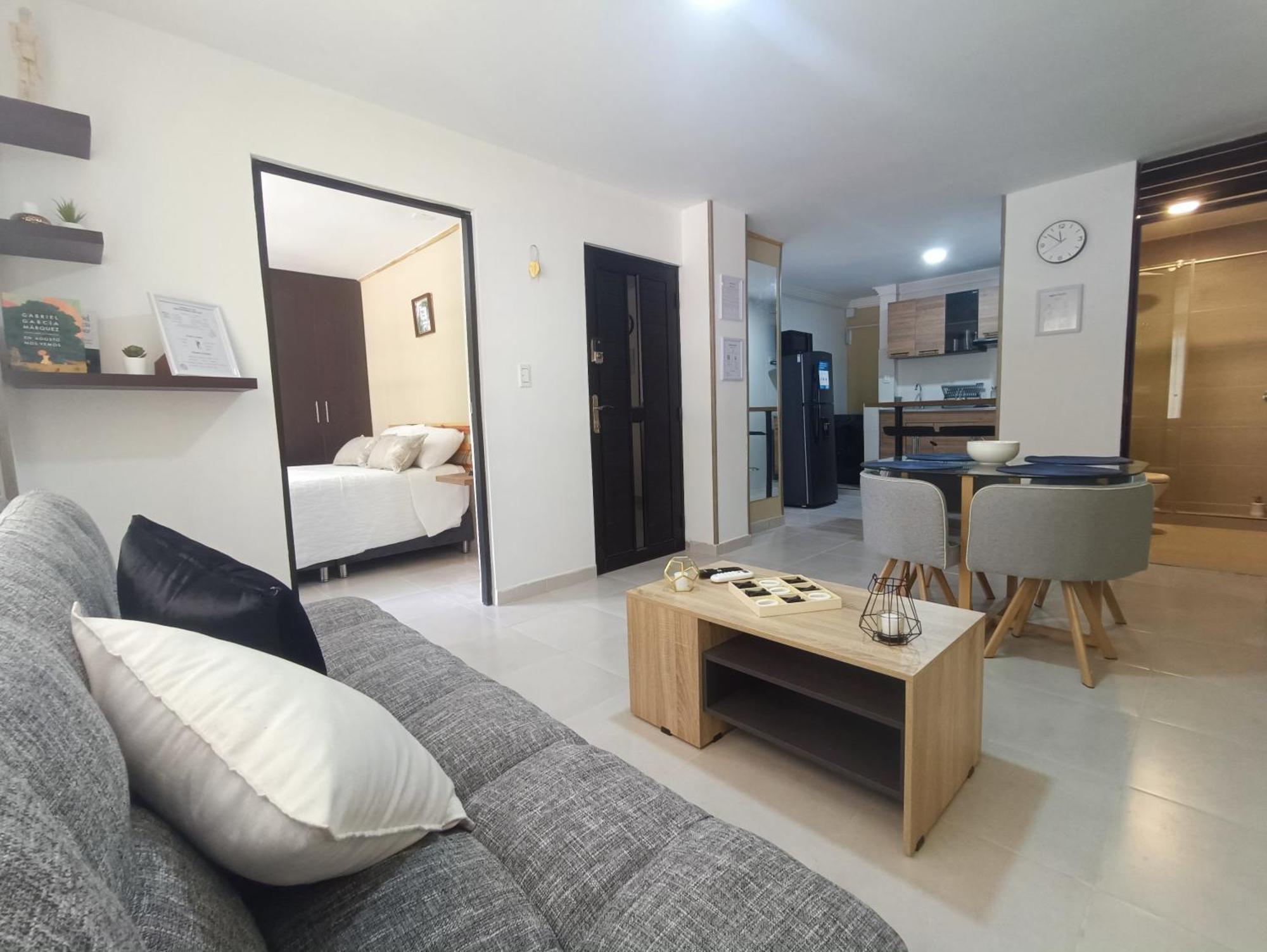 Apartamento Moderno Aptartamento, Terraza Con Jacuzzi Privado Cali