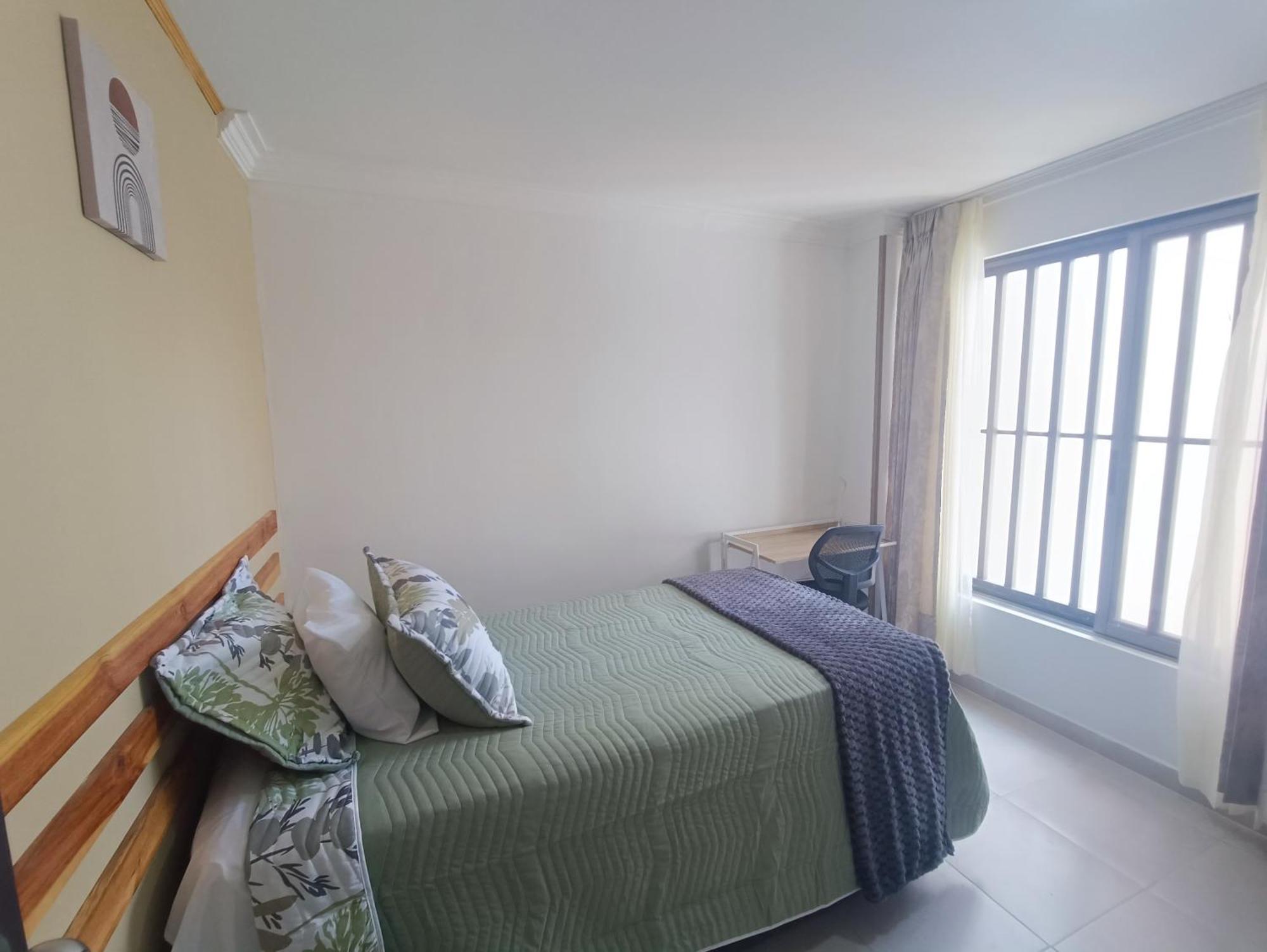 Moderno Aptartamento, Terraza Con Jacuzzi Privado * Cali