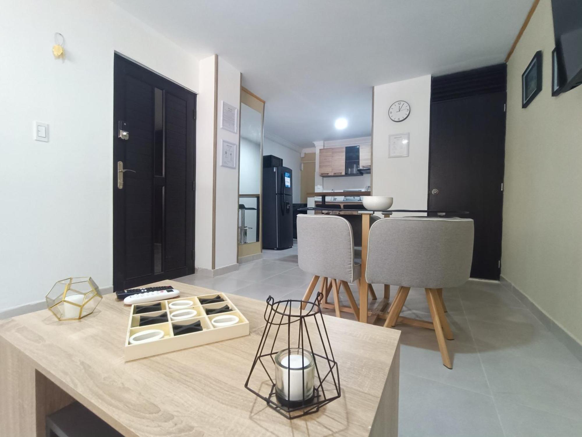 Moderno Aptartamento, Terraza Con Jacuzzi Privado Apartamento Cali