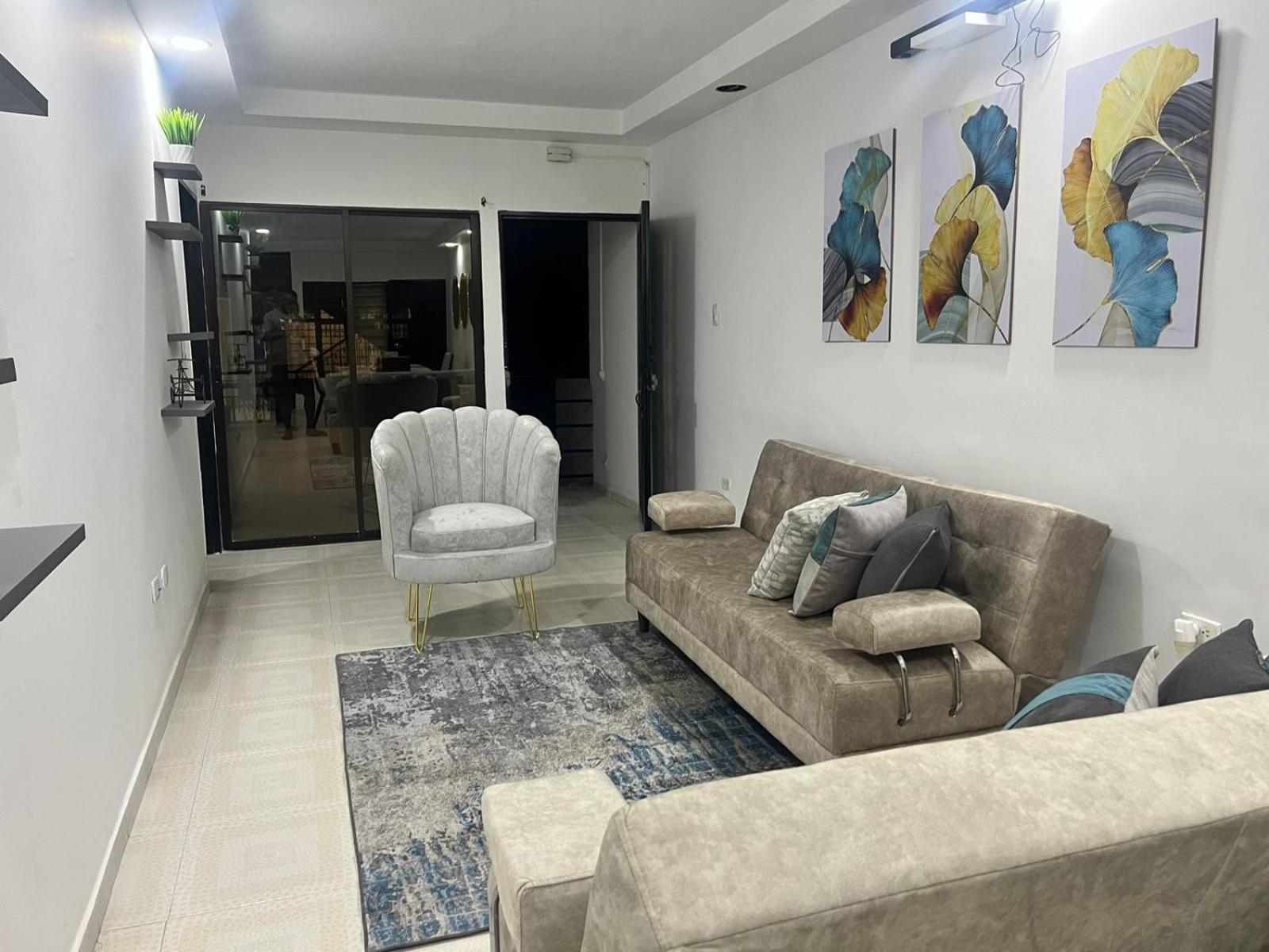 Nuevo Apartment Cali